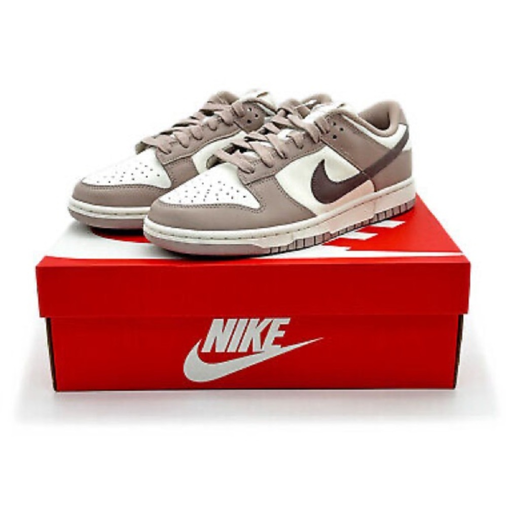 Nike dunk low - Women’s - size 8.5 - Brand new, tags & Stock X tag still on